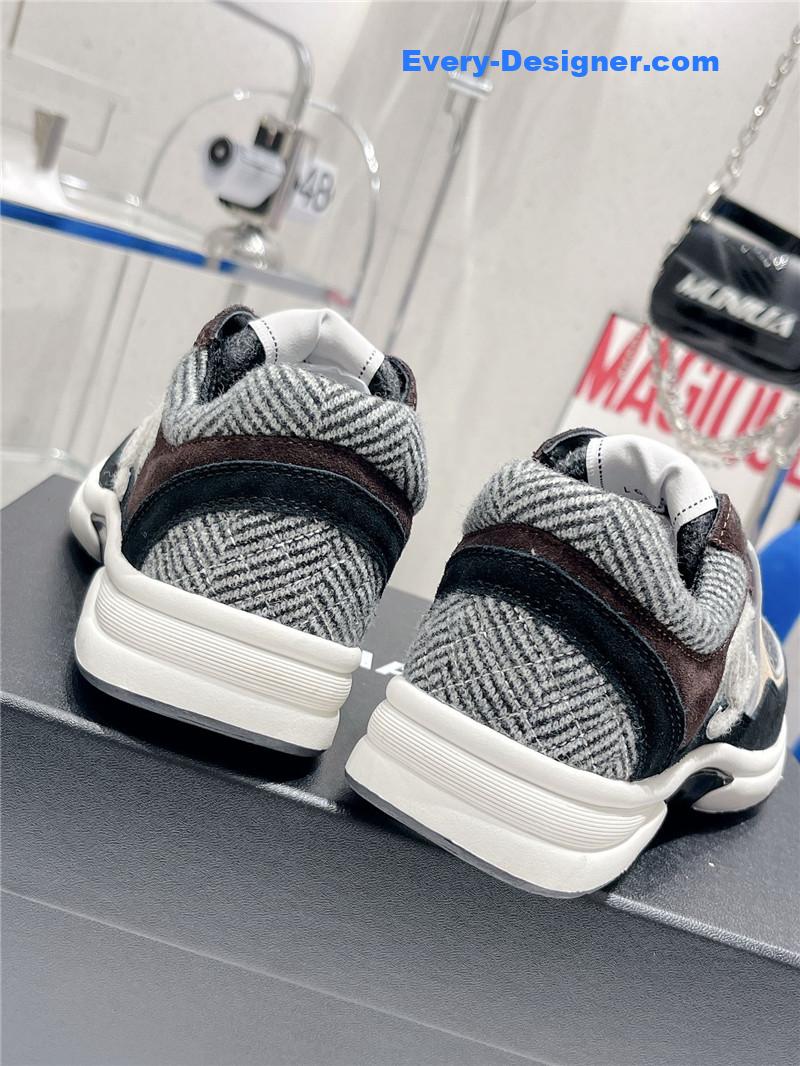 Ch**el logo casual sneakers womens