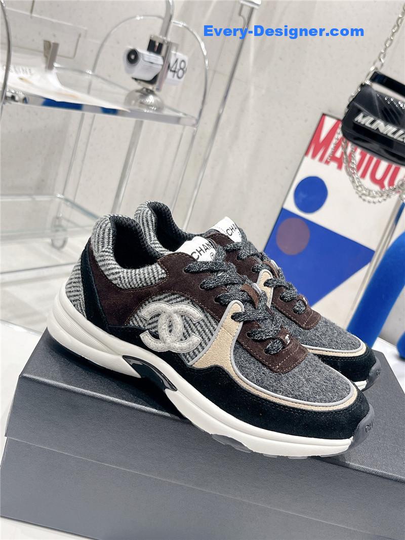 Chanel logo casual sneakers womens