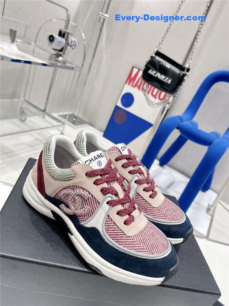 Chanel logo casual sneakers womens
