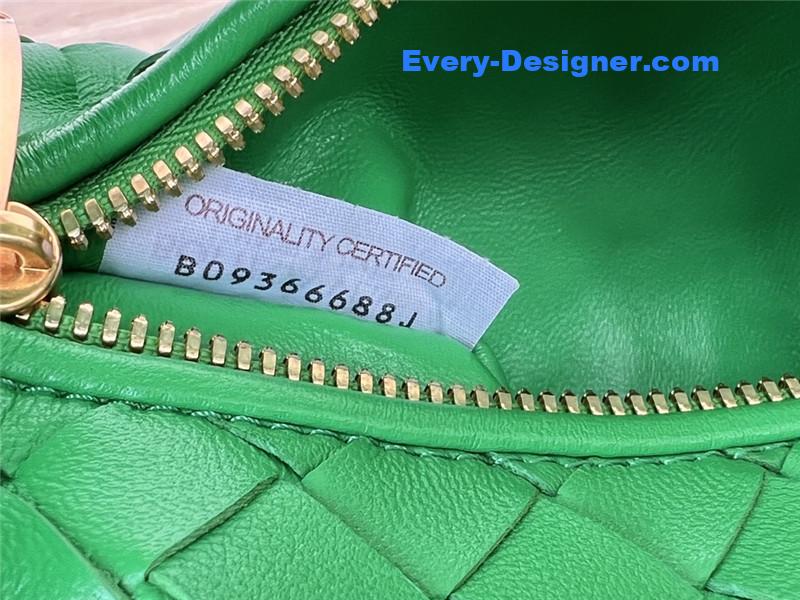 b0tt*ga Ven*ta jodie with chain bag green