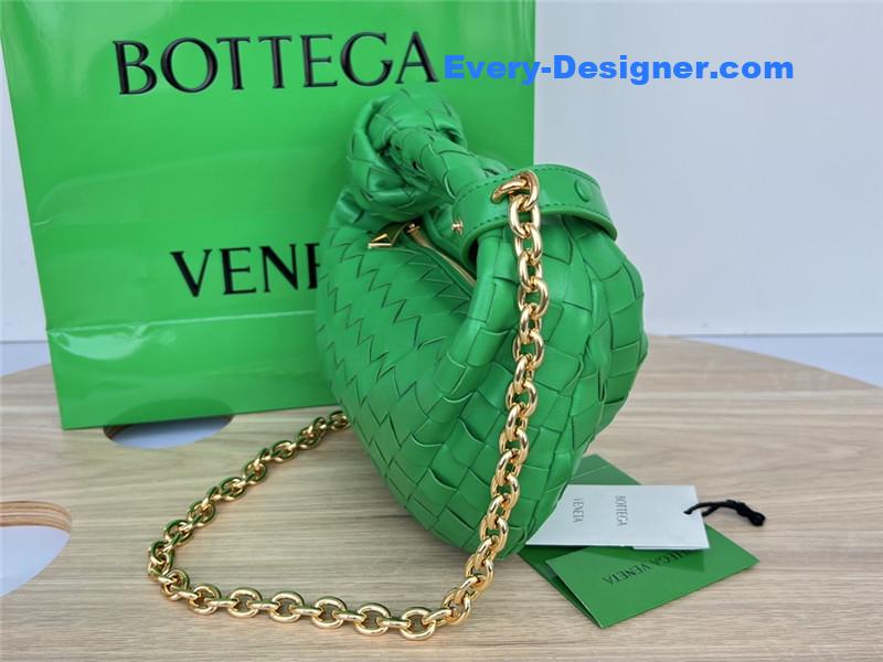 b0tt*ga Ven*ta jodie with chain bag green