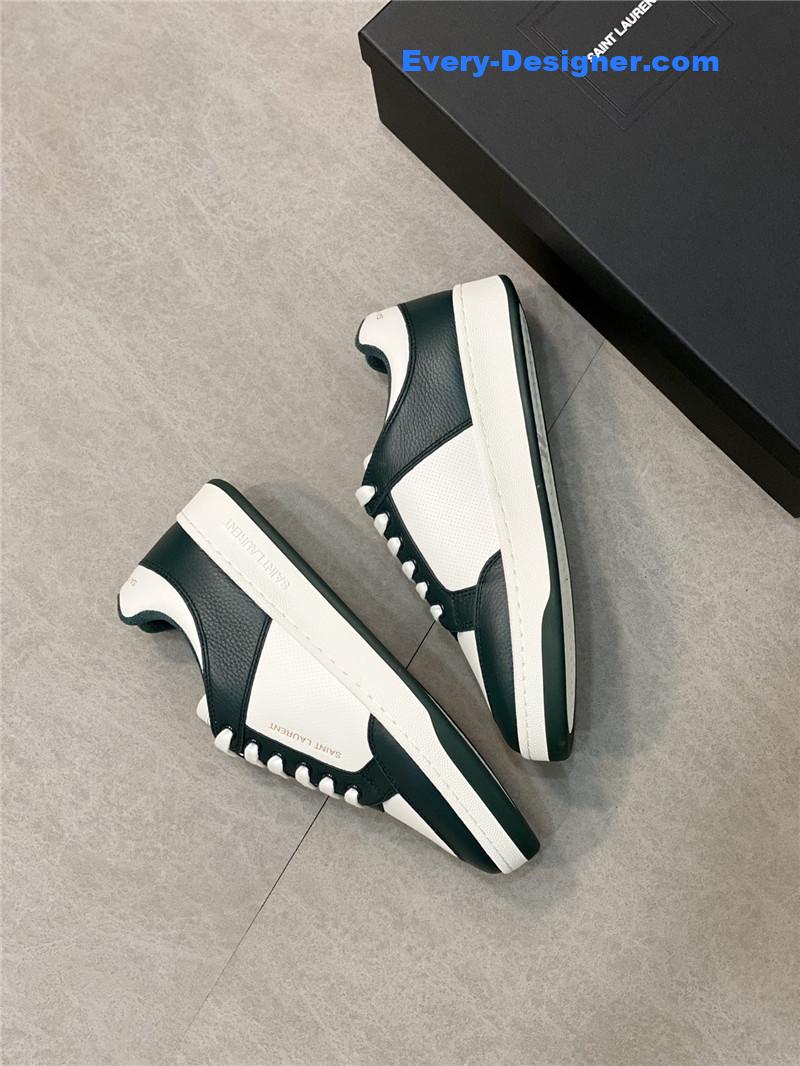 Y51 low-top lace-up sneakers