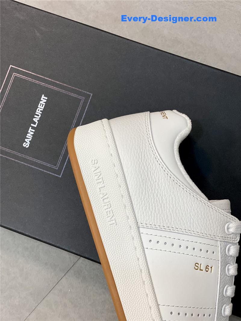 Y51 low-top lace-up sneakers