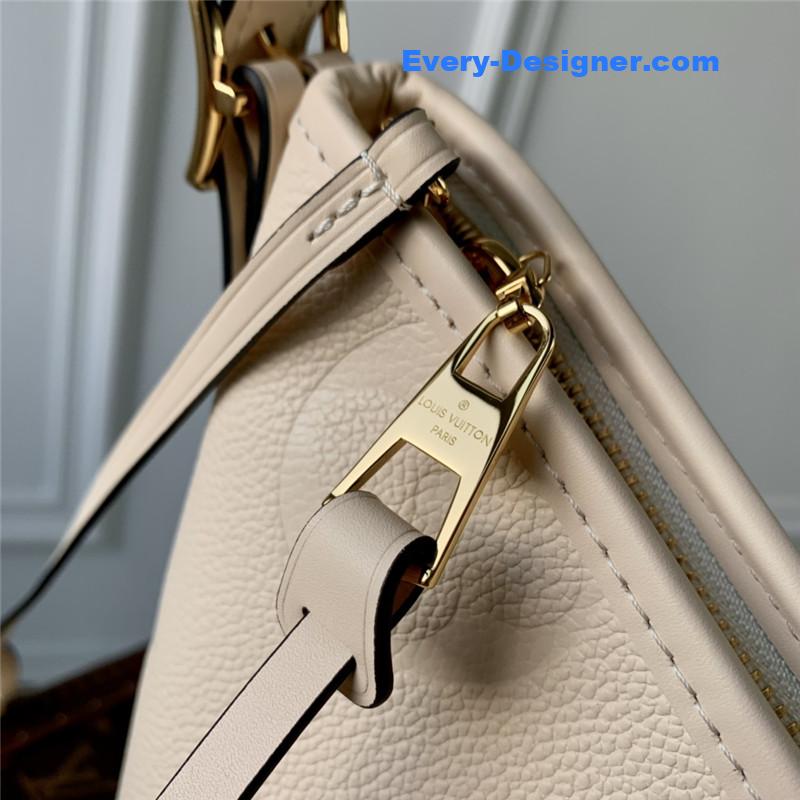 louis vuitton lv carryall small bag