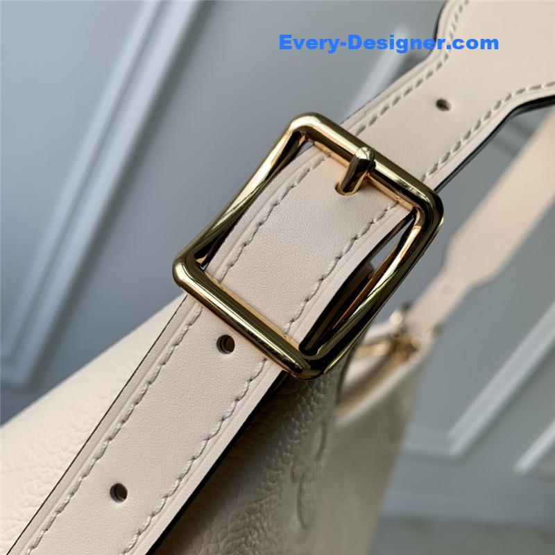 louis vuitton lv carryall small bag