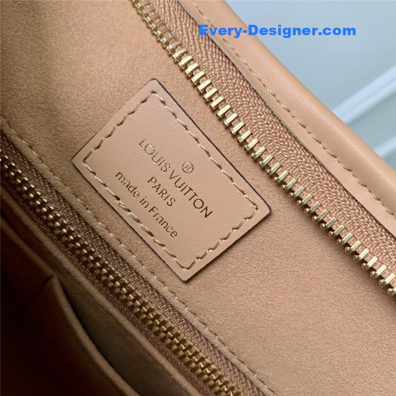 louis vuitton lv carryall small bag