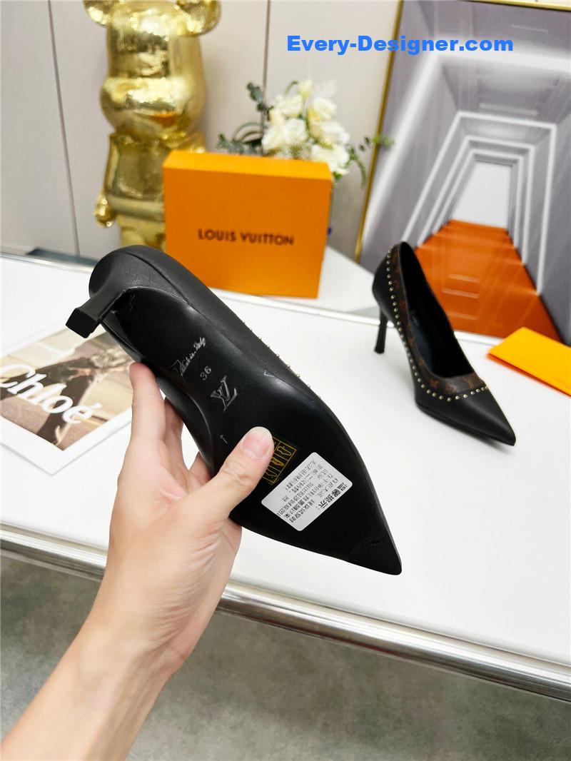 l0vis Vvtt0n lv logo leather shoes