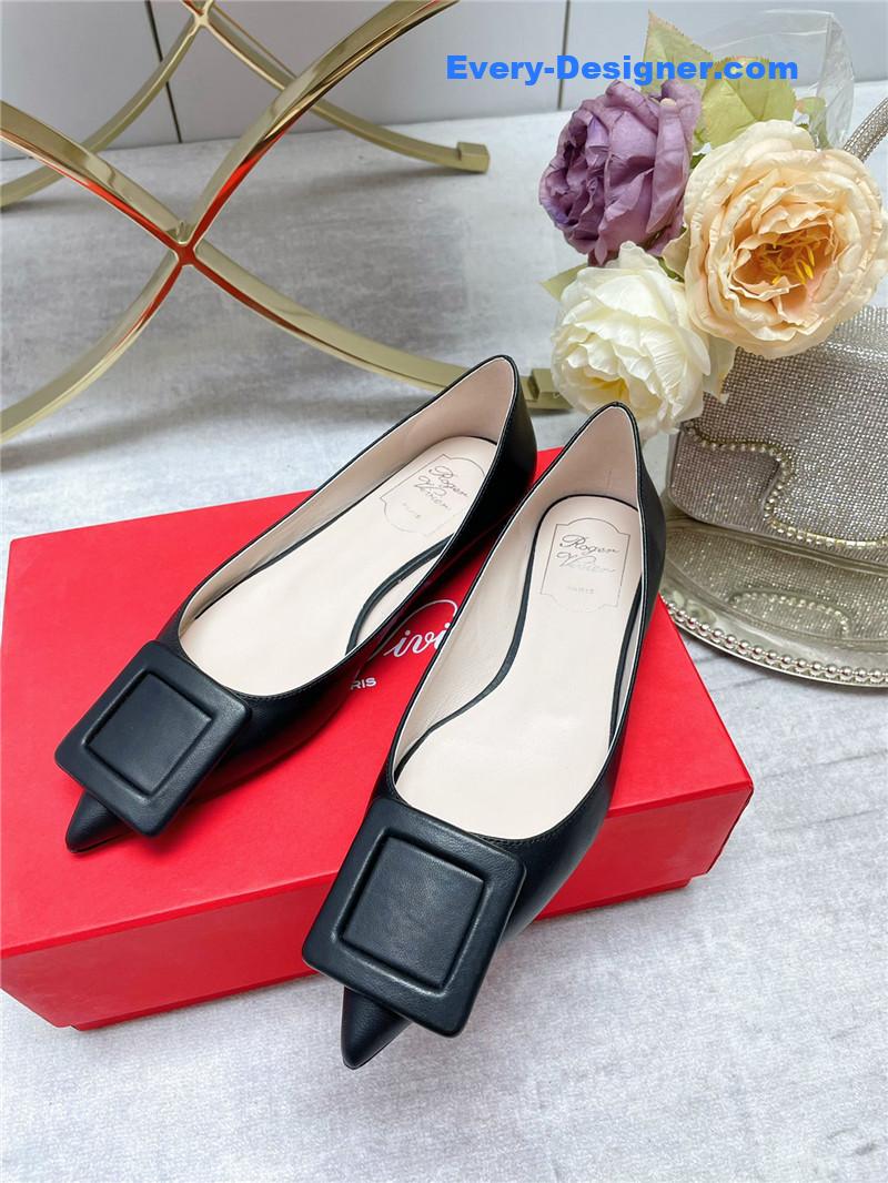 Roger Vivier Gommettine Leather Flats