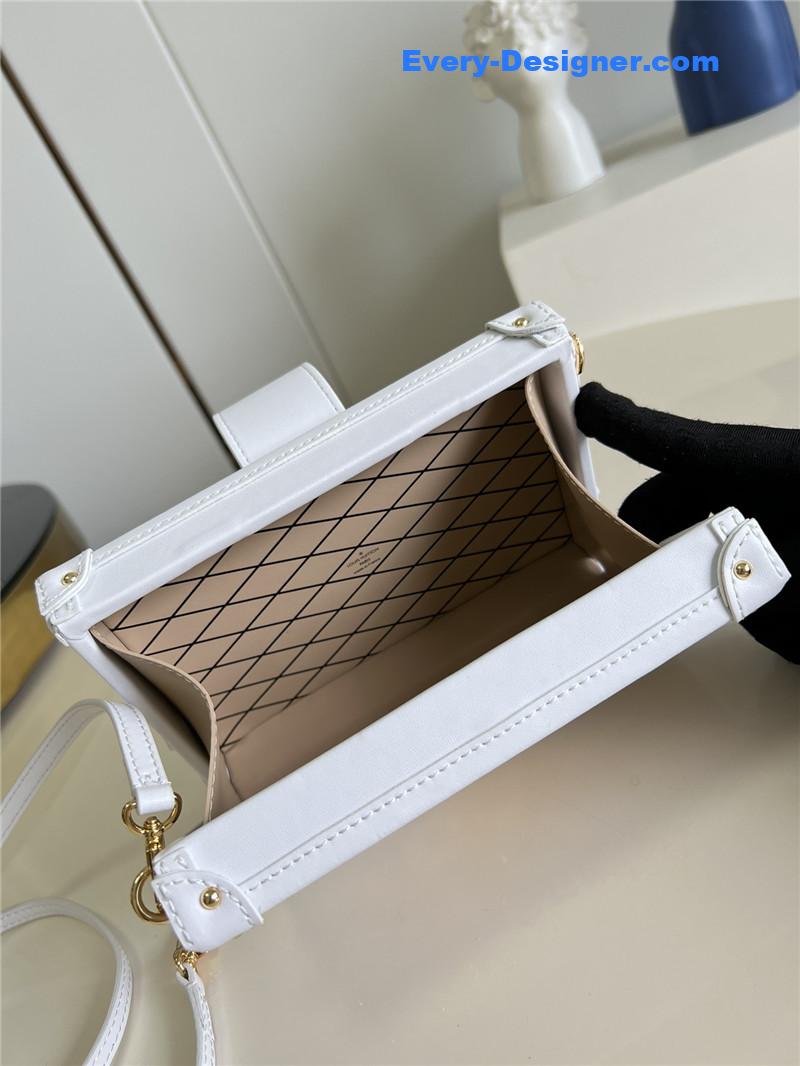 louis vuitton lv petite malle bag white
