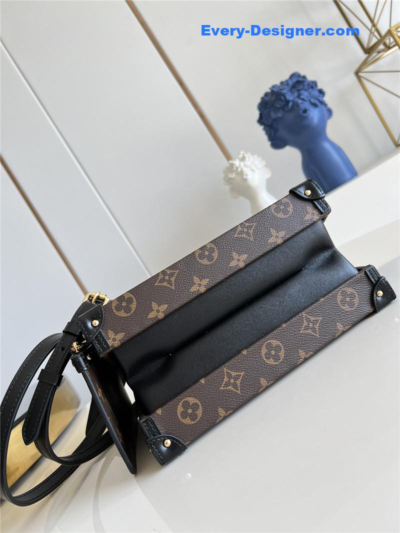 louis vuitton lv petite malle bag