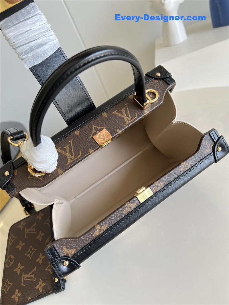 louis vuitton lv petite malle bag