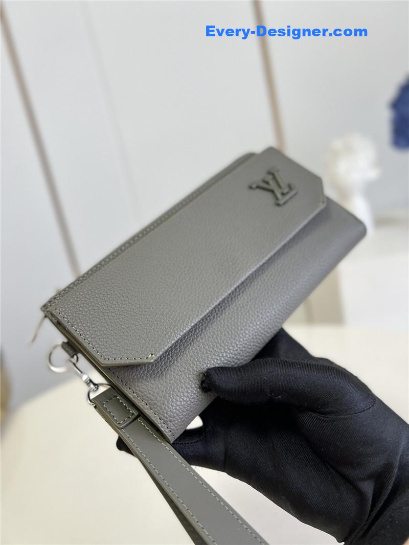 louis vuitton LV aerogram long wallet