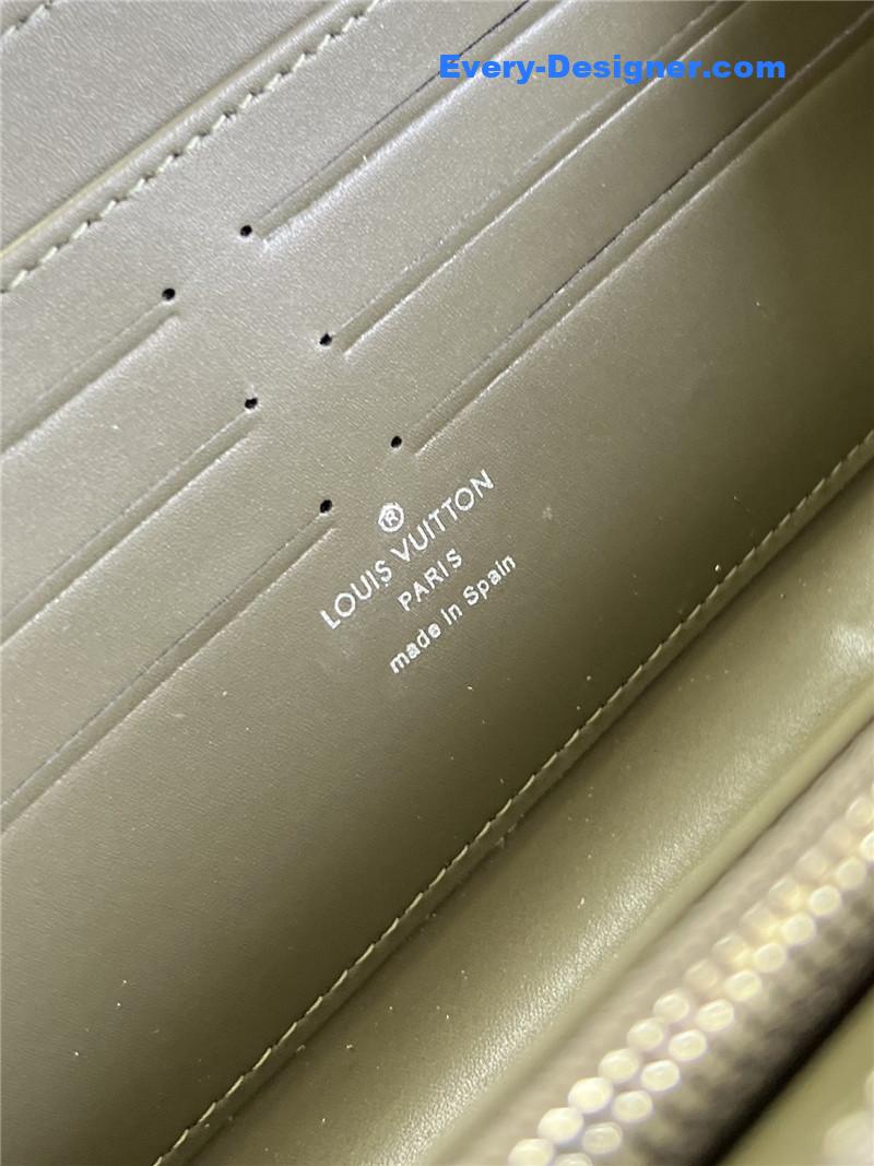 louis vuitton LV aerogram long wallet