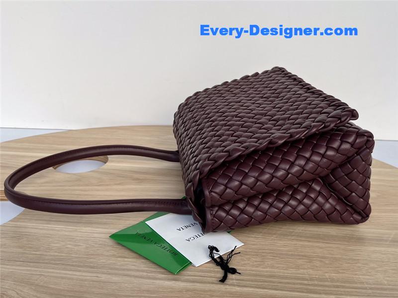 b0tt*ga Ven*ta patti bag