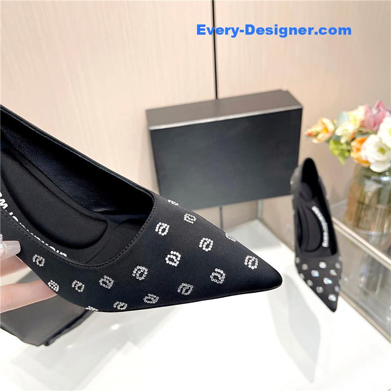 A1exa*der wang logo rhinestone pumps