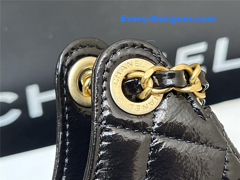 Ch**el number 5 gold coin tag hobo bag small