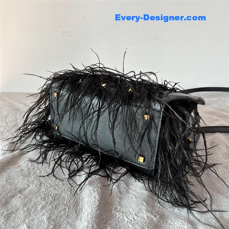 Va1e*ntin0 shoulder tote bag