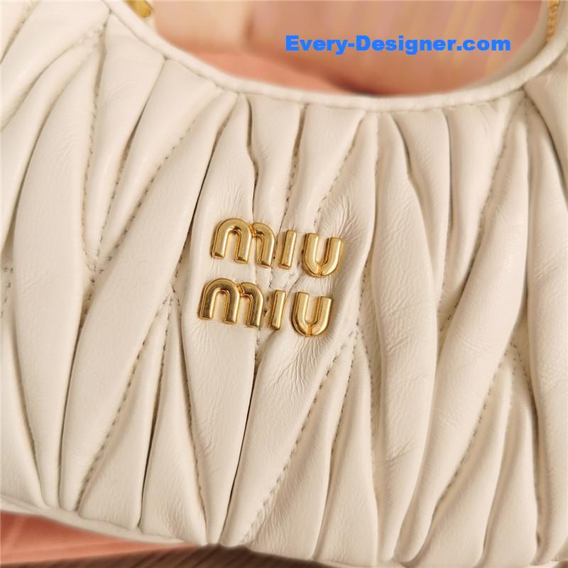 M1um1u new mini miuwander handbag