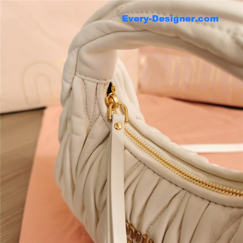 M1um1u new mini miuwander handbag