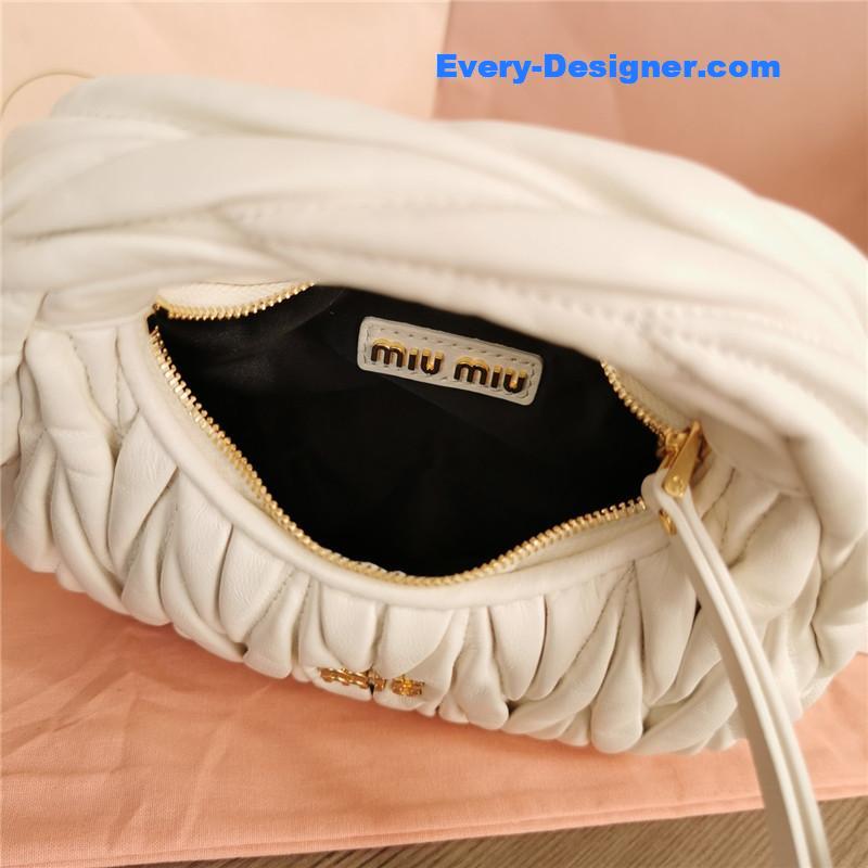 M1um1u new mini miuwander handbag