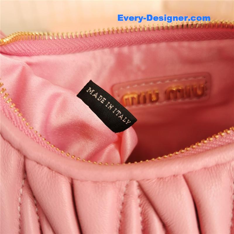 M1um1u new mini miuwander handbag
