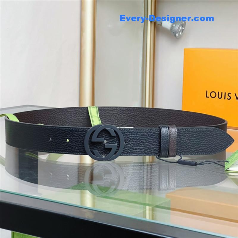 Gucci reversible belt in textured leather