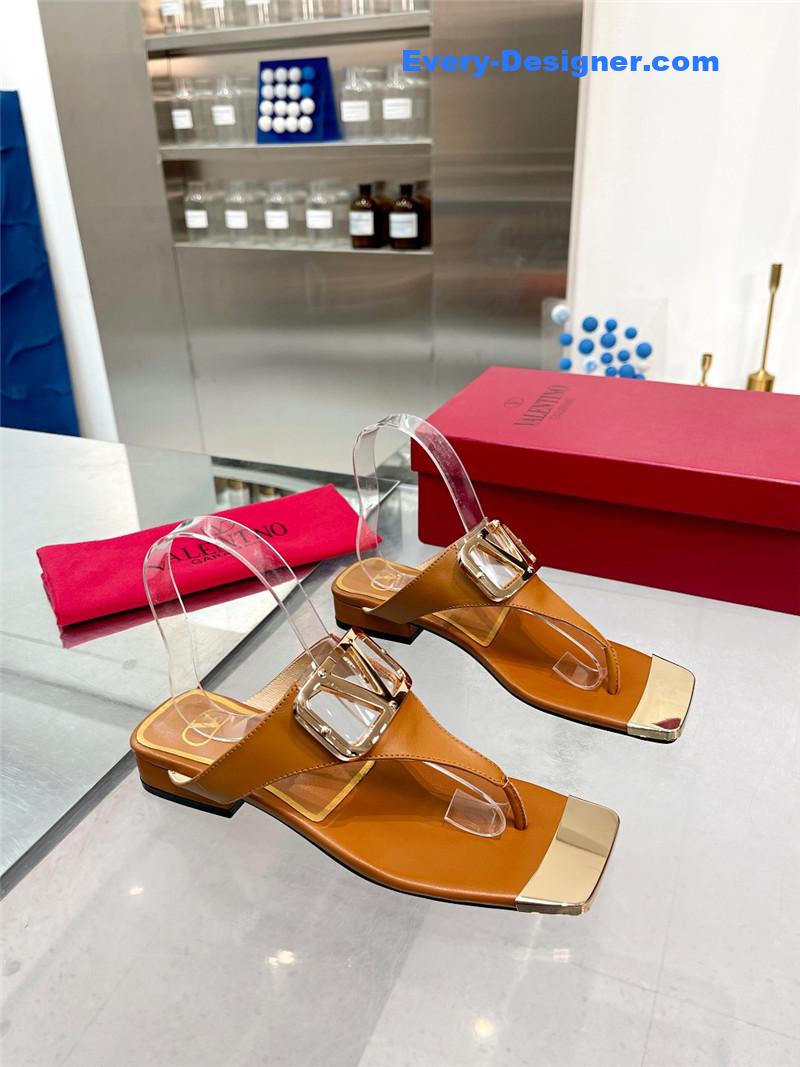 Va1e*ntin0 early spring new leather fabric slippers