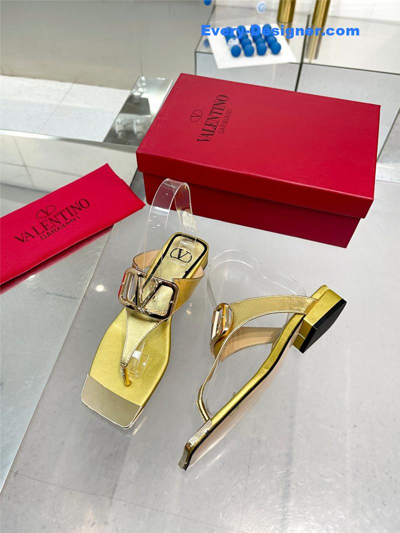 Va1e*ntin0 early spring new leather fabric slippers