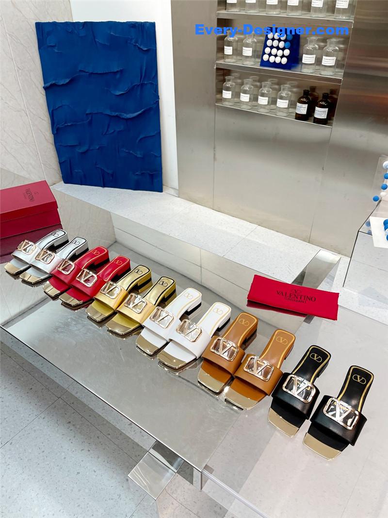 Va1e*ntin0 early spring new leather fabric slippers