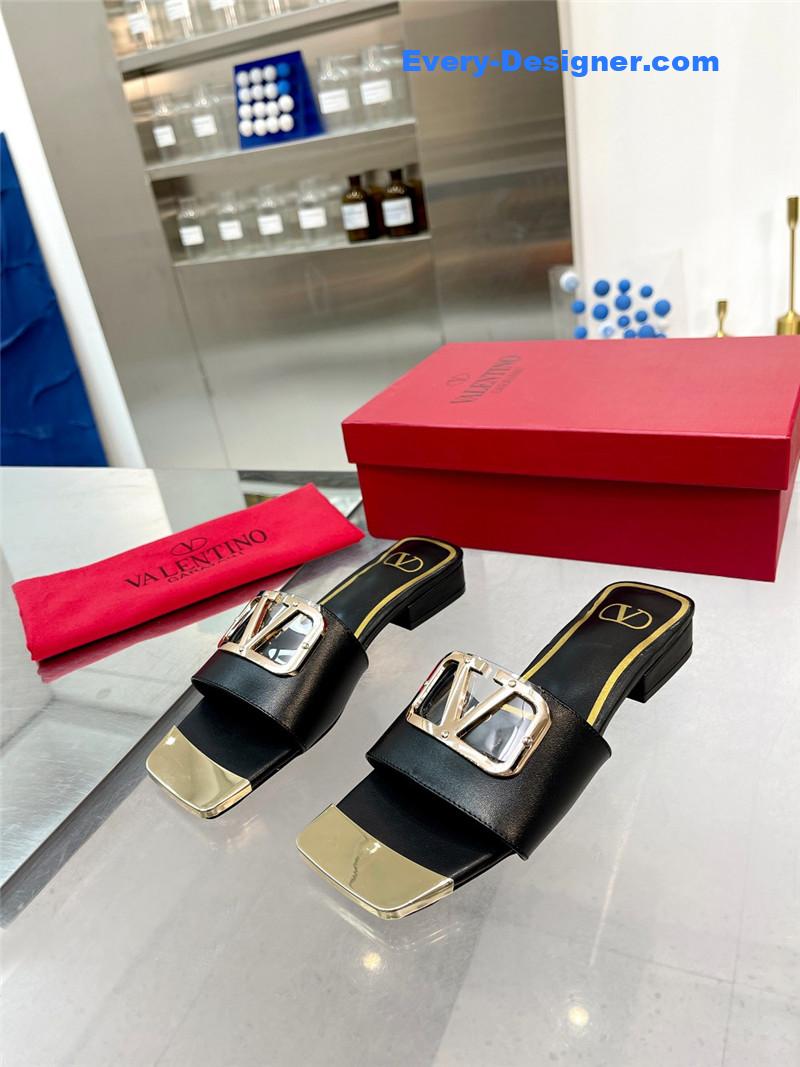 Va1e*ntin0 early spring new leather fabric slippers