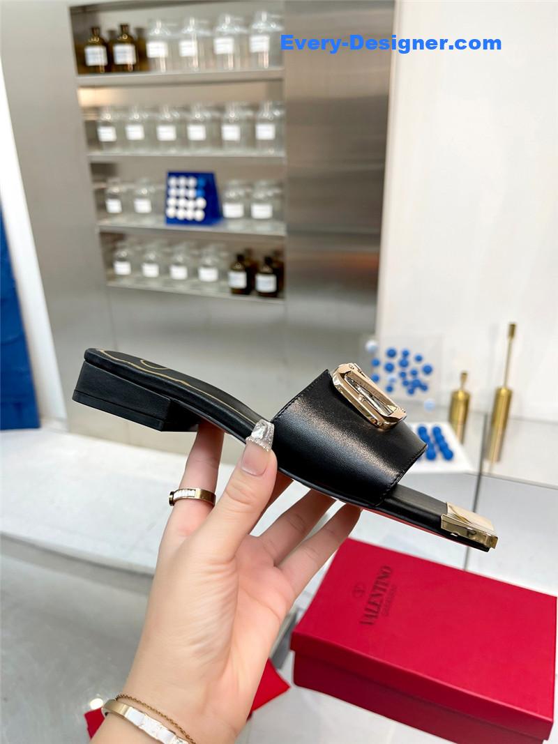 Va1e*ntin0 early spring new leather fabric slippers