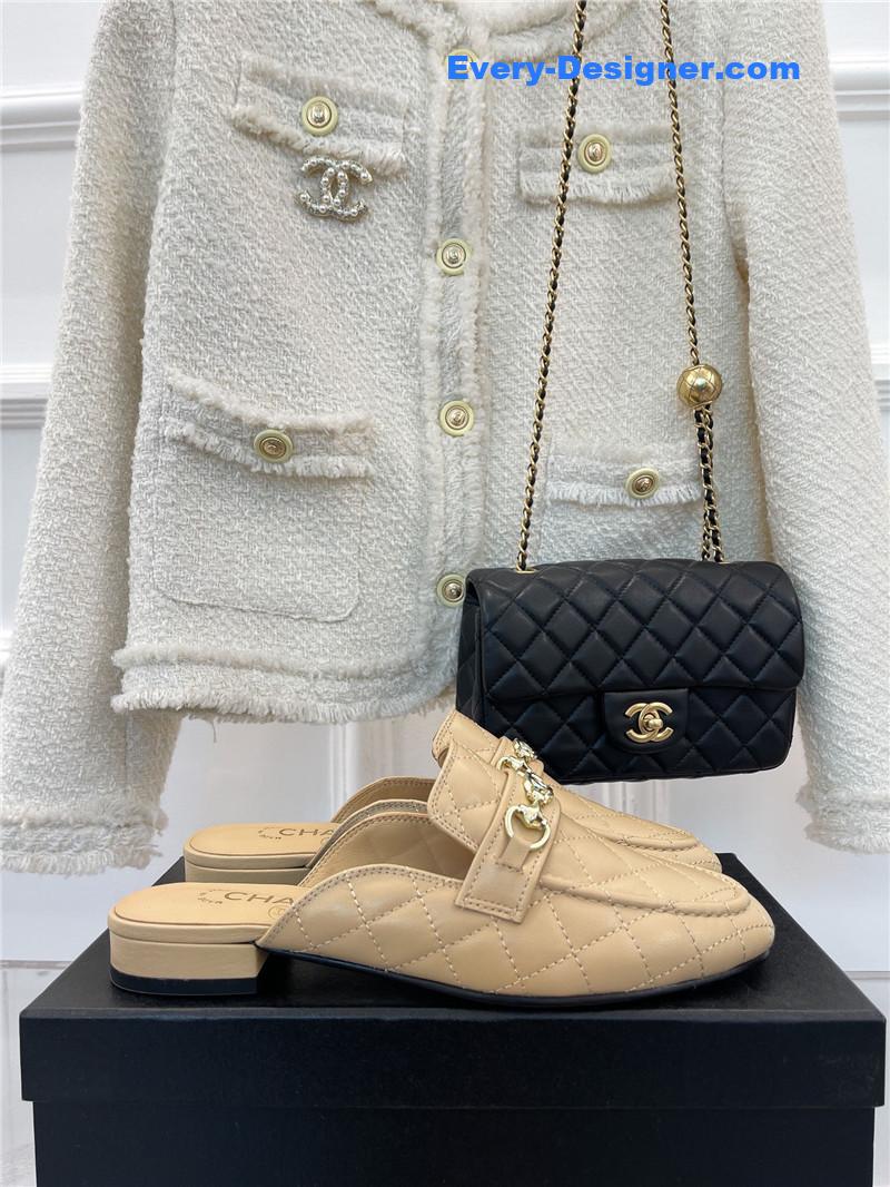 CC rhombic horsebit loafer slippers