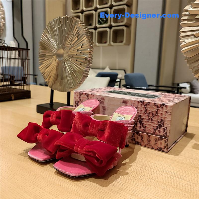 J1m*y Ch00 bow crinkle sandals