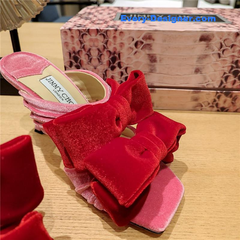J1m*y Ch00 bow crinkle sandals