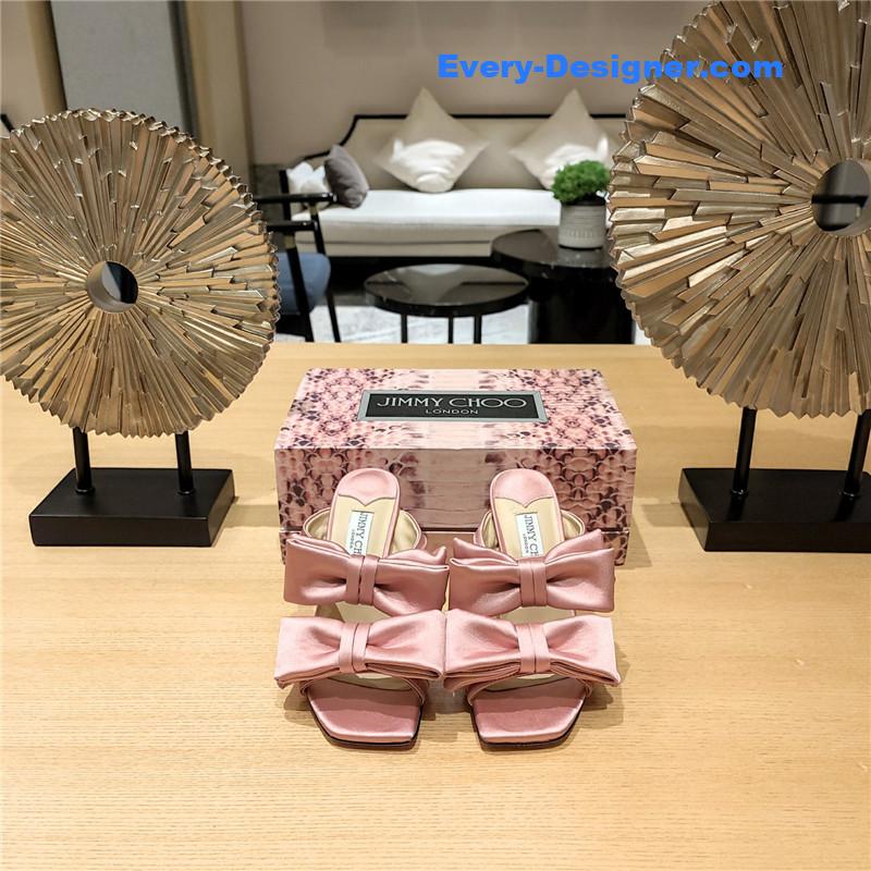 J1m*y Ch00 bow crinkle sandals
