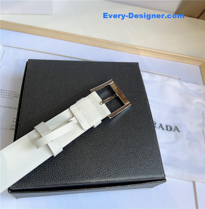 Pra*a enamelled metal triangle logo belt