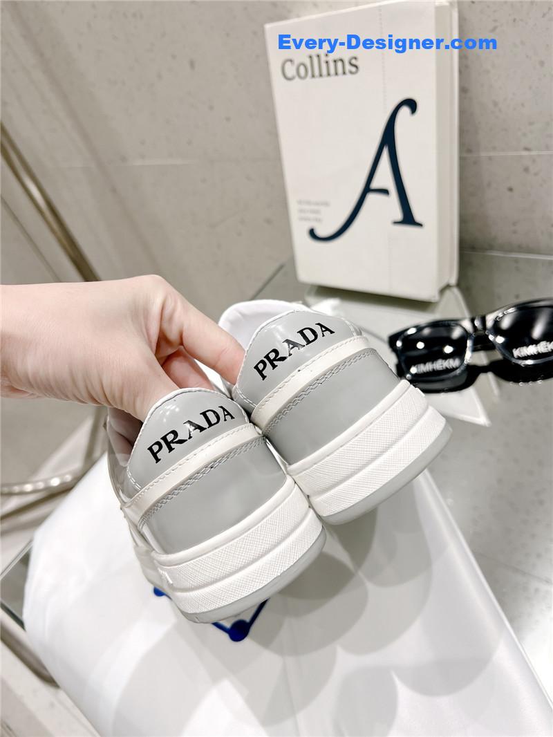 Pra*a leather sneakers