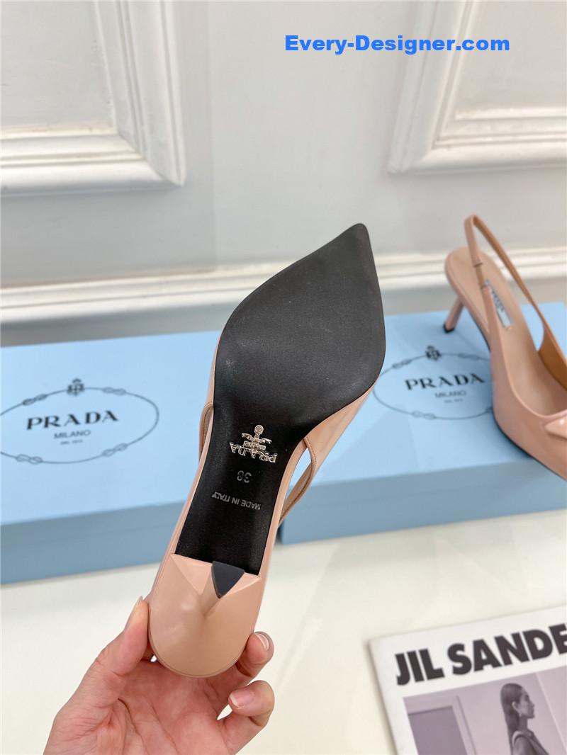 Pra*a counter catwalk pointy sandals