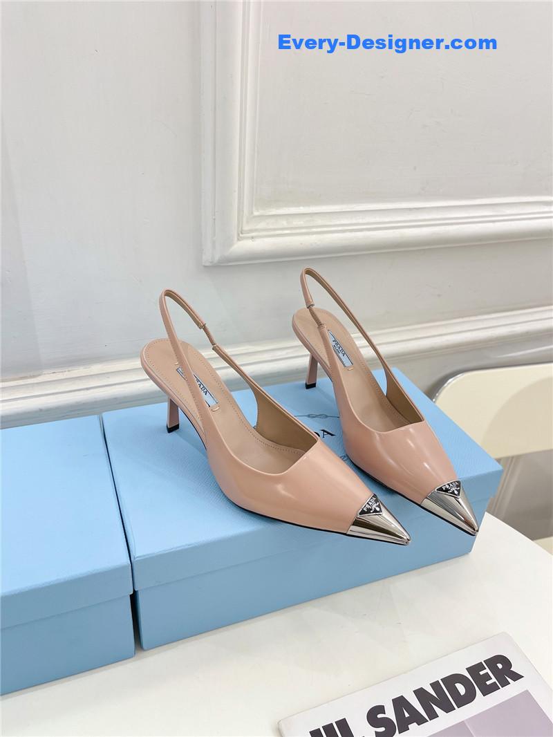 Pra*a counter catwalk pointy sandals