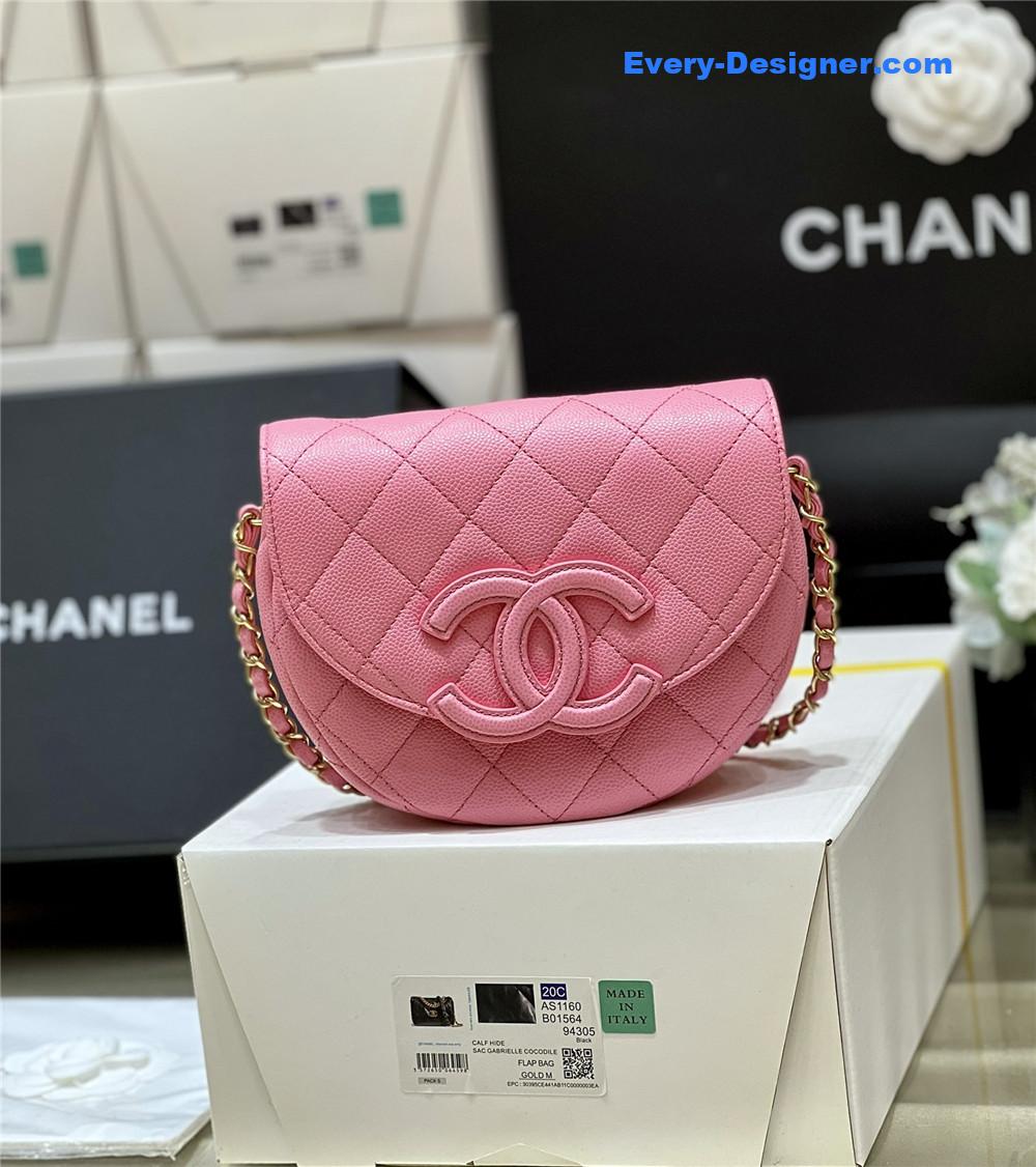Chanel haas lychee leather pink saddle bag