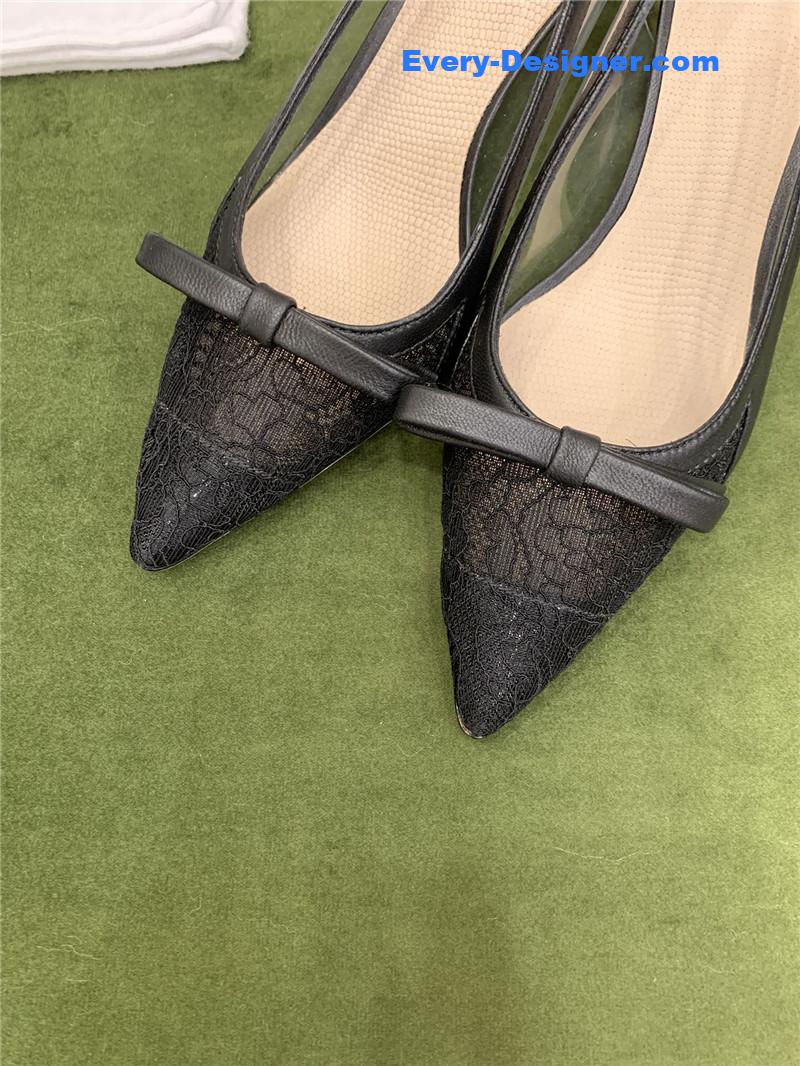 Va1e*ntin0 new lace pointed toe back empty shoes