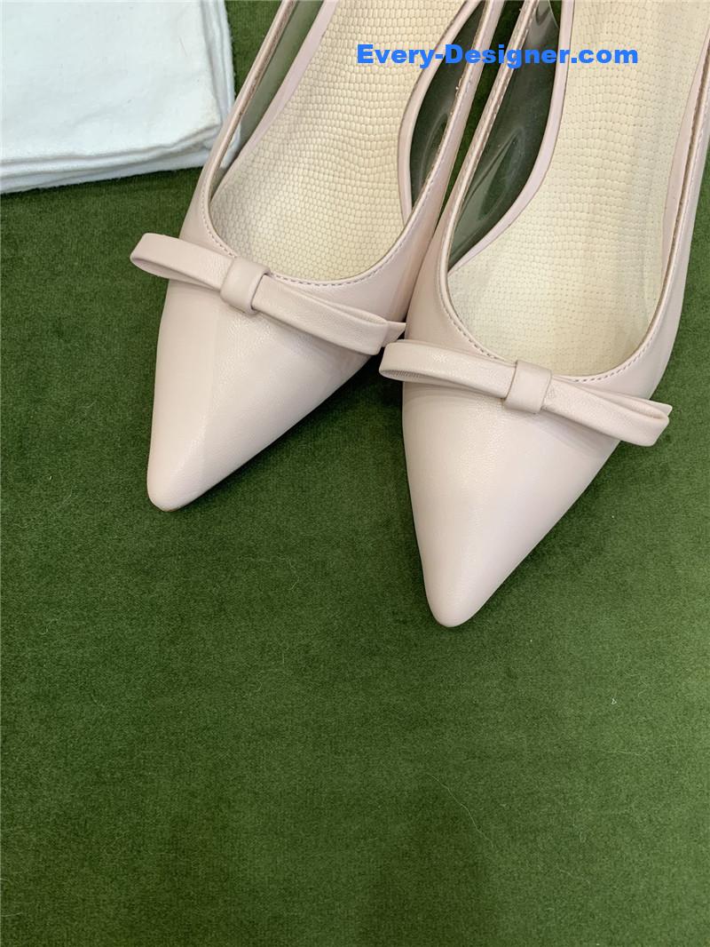 Va1e*ntin0 new lace pointed toe back empty shoes