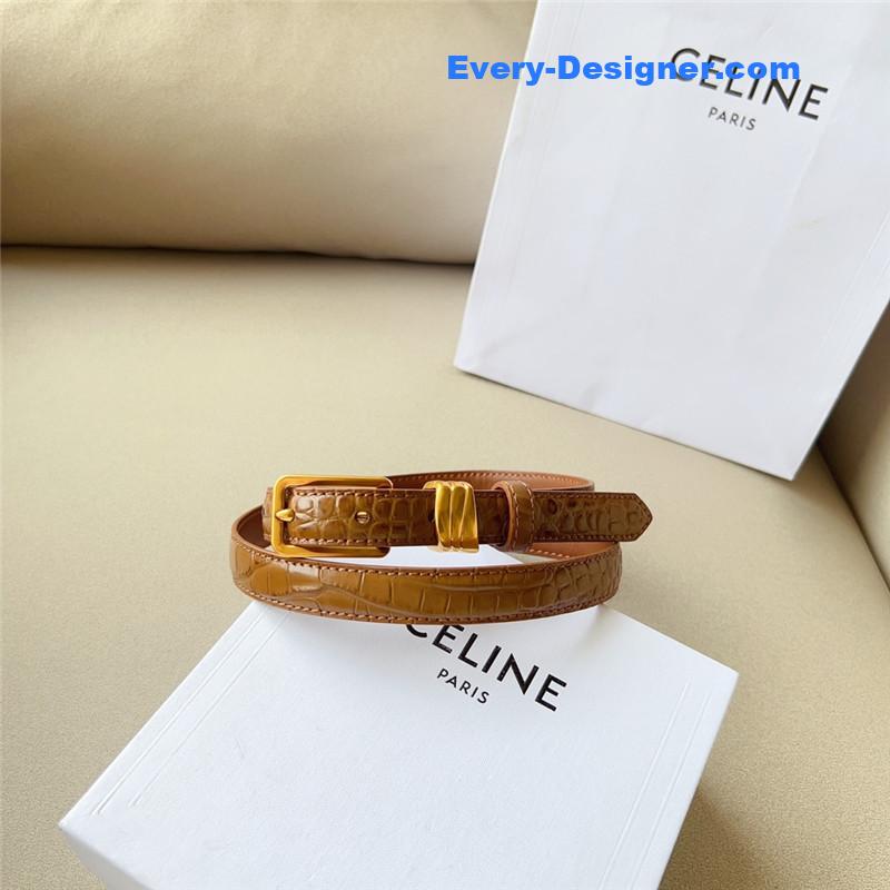 Ce1i*e triomphe medium logo print belt in calfskin