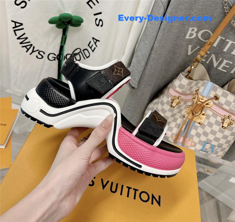l0vis Vvtt0n lv spring summer sandals