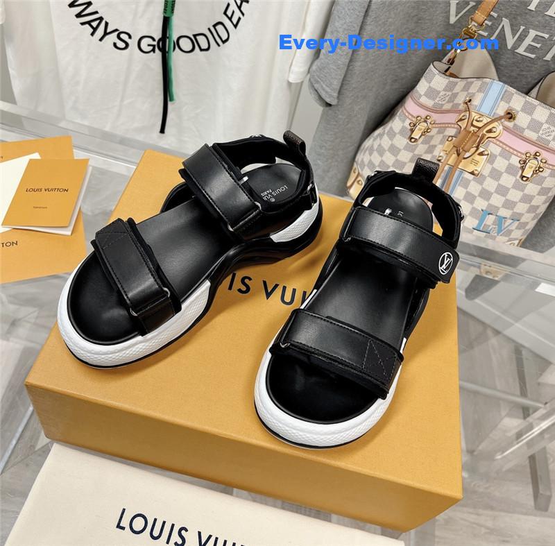 l0vis Vvtt0n lv spring summer sandals