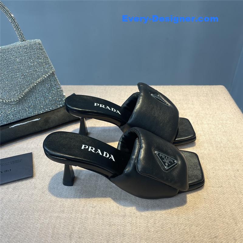 Pra*a latest hot style slippers