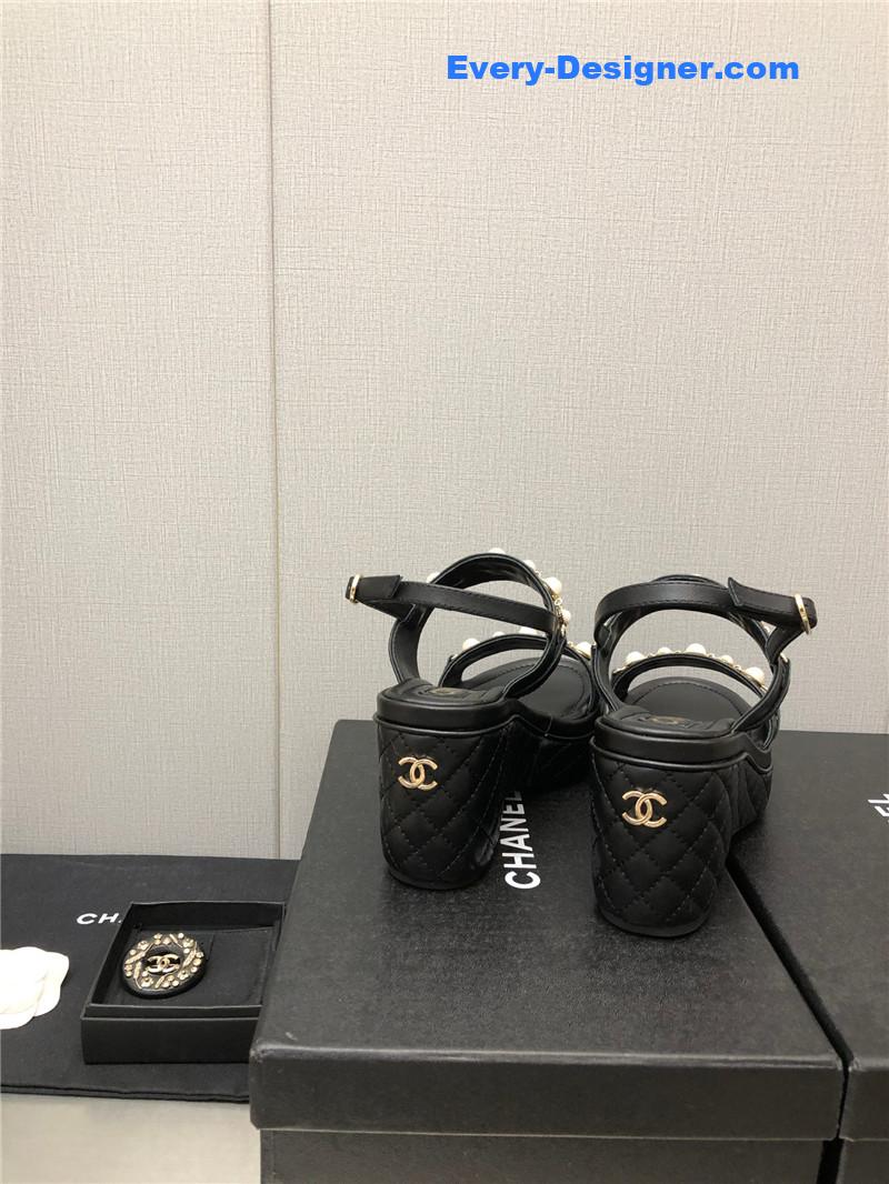 CC pearl series slippers