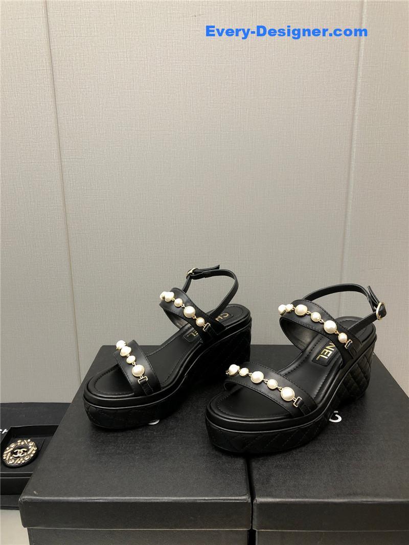 CC pearl series slippers