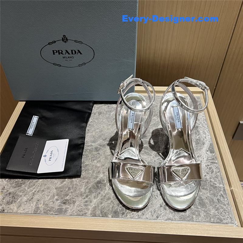 Pra*a early spring new popular style sandals