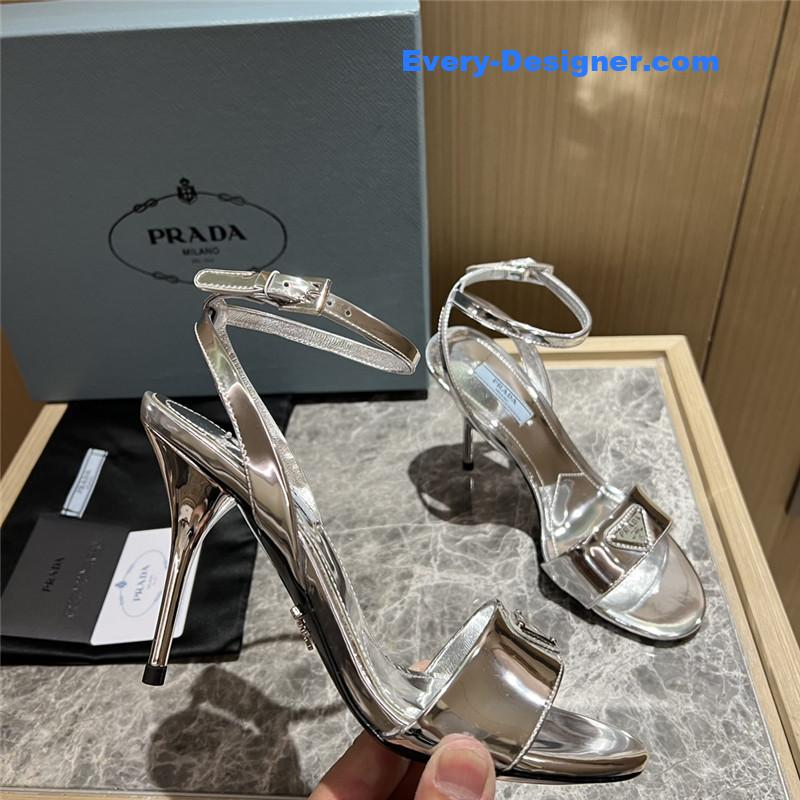 Pra*a early spring new popular style sandals